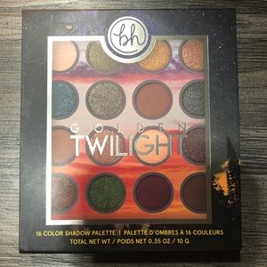 BH Eye shadow pallet